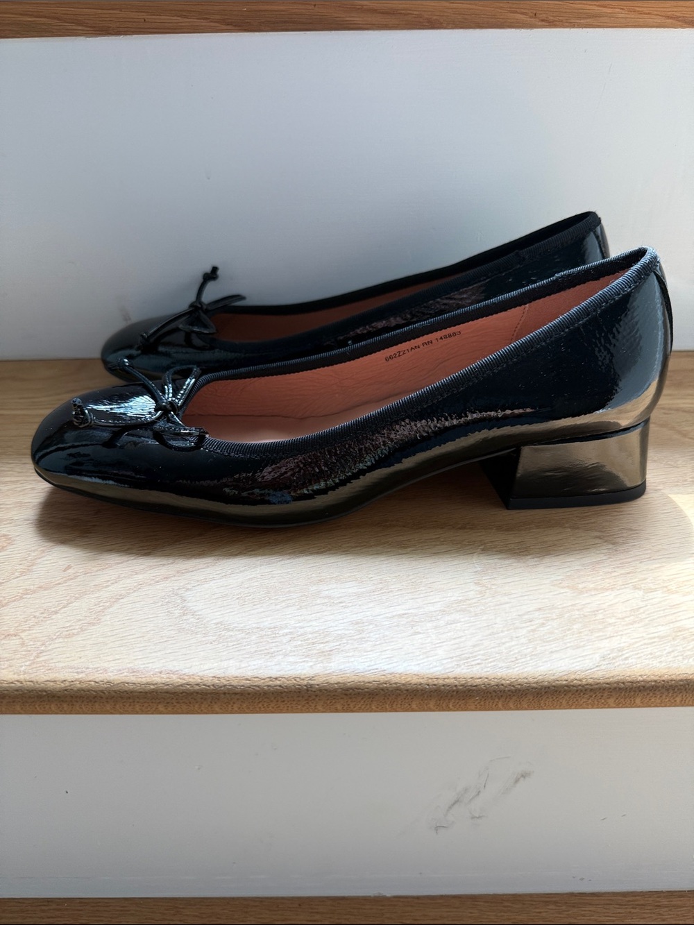 Bibi Lou Heeled Leather Ballet Pumps - Picture 5 of 6